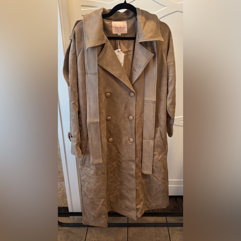 Ivy City Co Holly Coat Tan Suede Medium